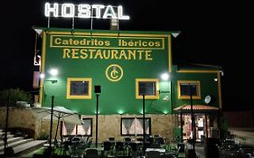 Hostal Catedritos Ibéricos A-5 Km 154 A 1 KM DE HERRERUELA DE OROPESA